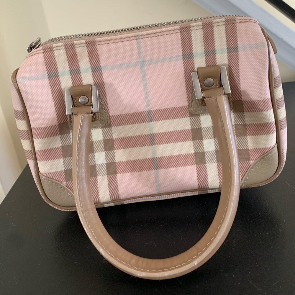 Small Burberry Purse + protective bag